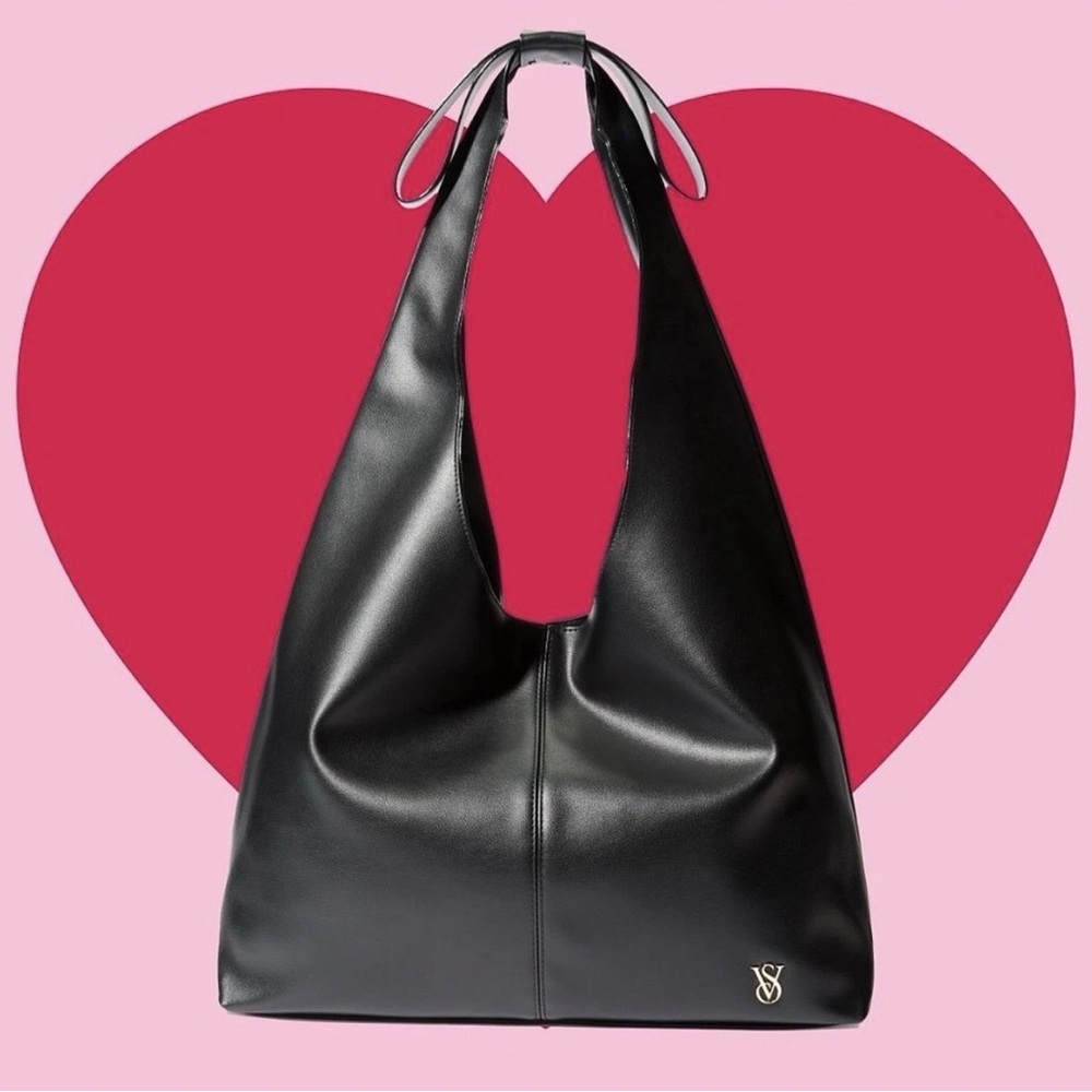 ❤️😍New Victoria’s Secret Bow Tote 23.25"H x 15"W x 6.75"D